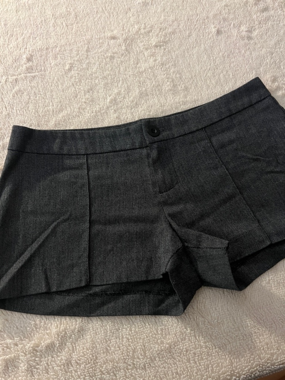 Urban Behavior Women's Charcoal High-Waist Tailored Shorts